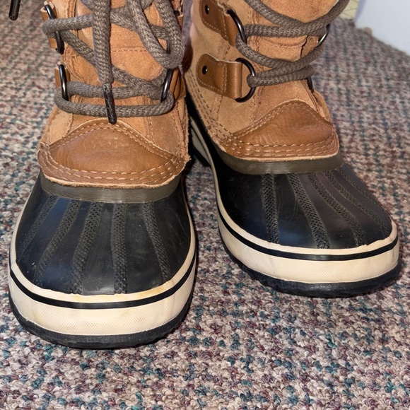 Sorel Joan of Artic boots Sz 6 like new - Picture 5 of 10